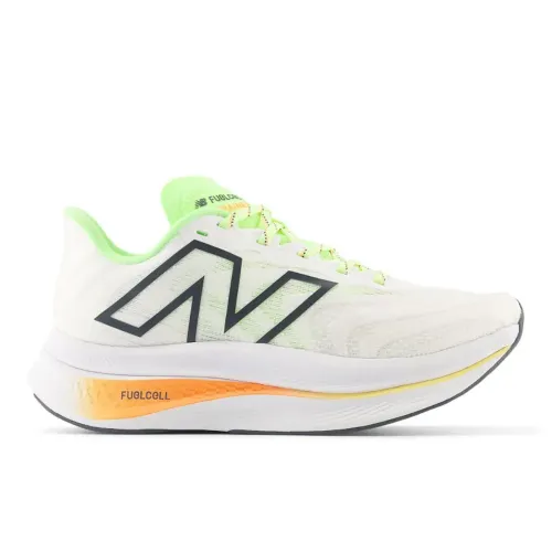 뉴발란스 FuelCell SuperComp Trainer v2 운동화 140541470